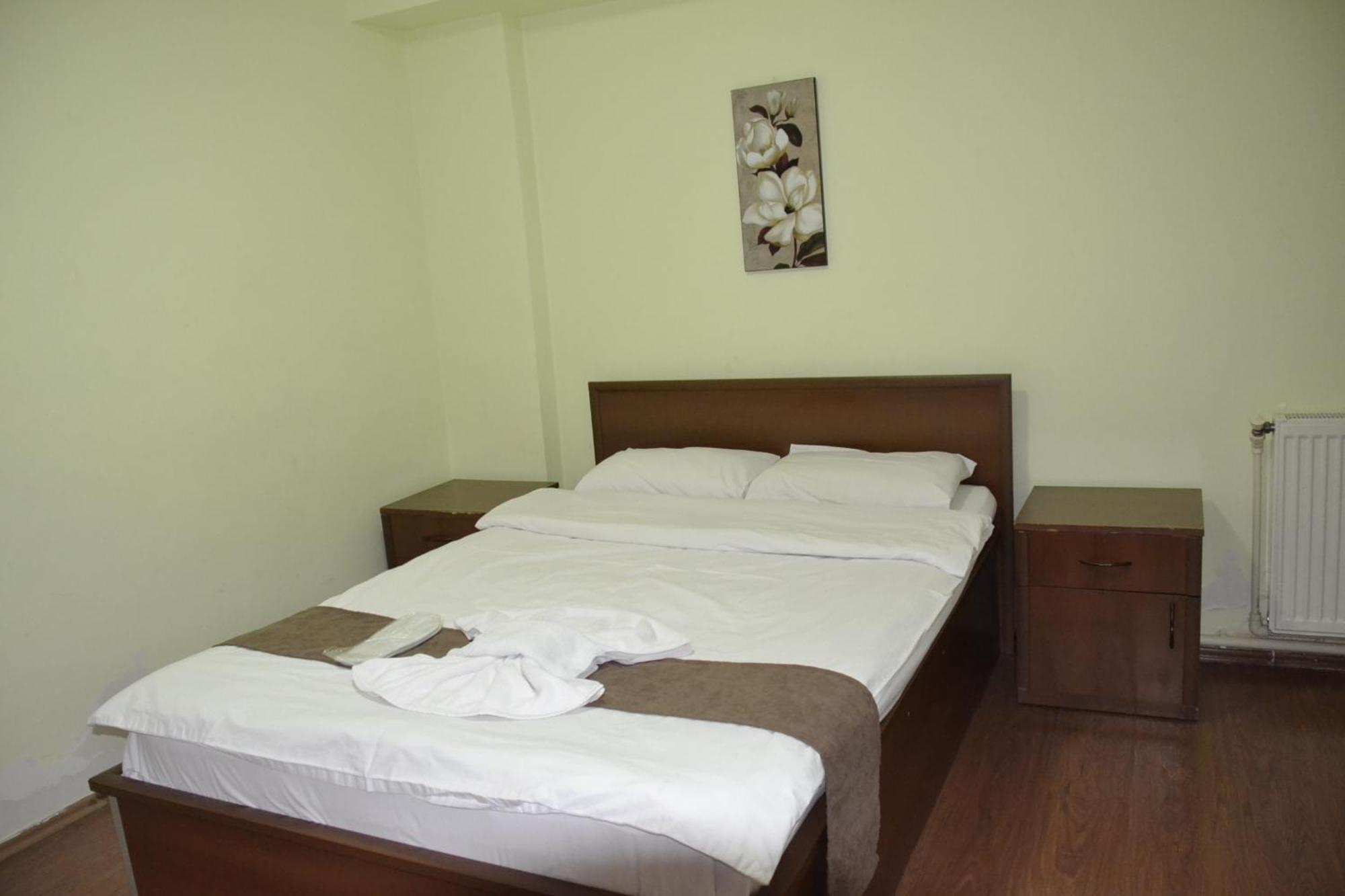 Hotel Imereti Tbilisi Esterno foto