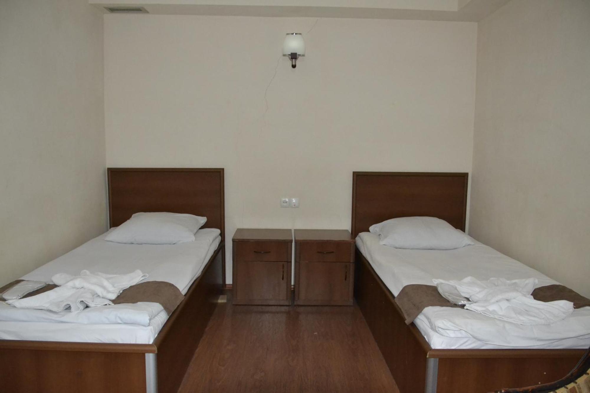 Hotel Imereti Tbilisi Esterno foto