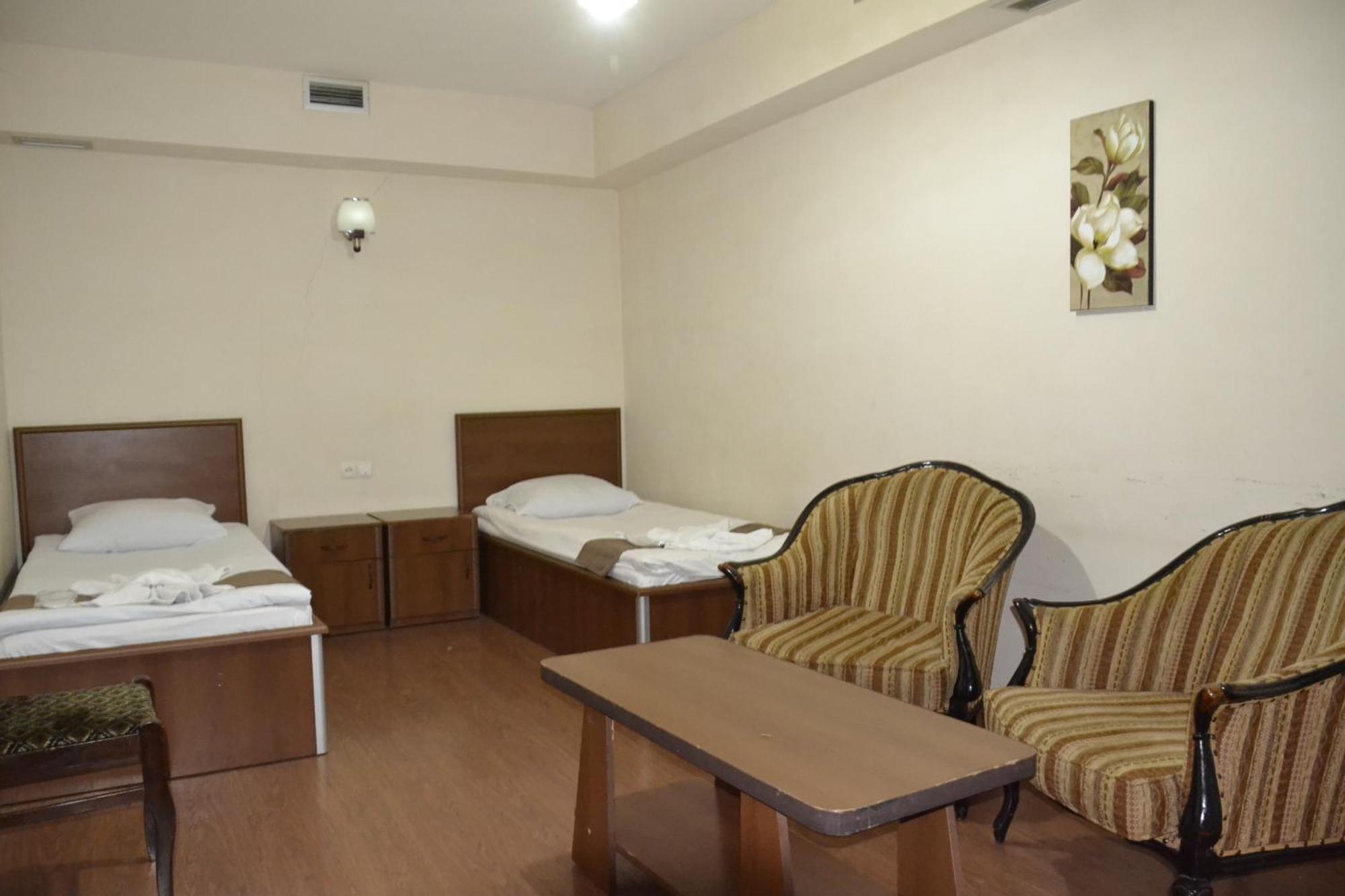 Hotel Imereti Tbilisi Esterno foto