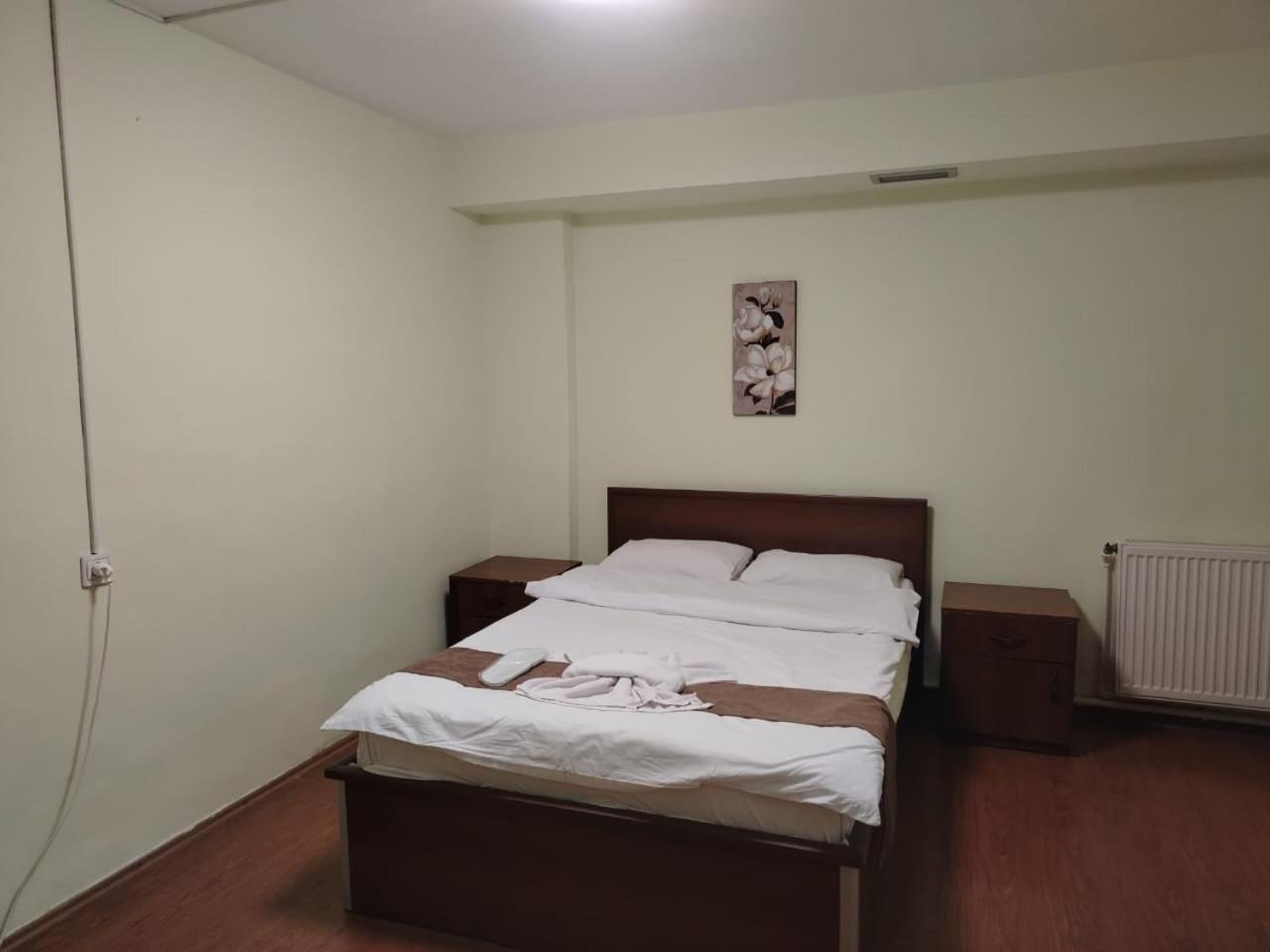 Hotel Imereti Tbilisi Esterno foto